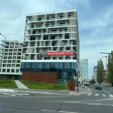 Executive Free Street Parking Bratislava