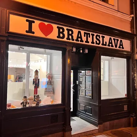 Executive Free Street Parking * Bratislava